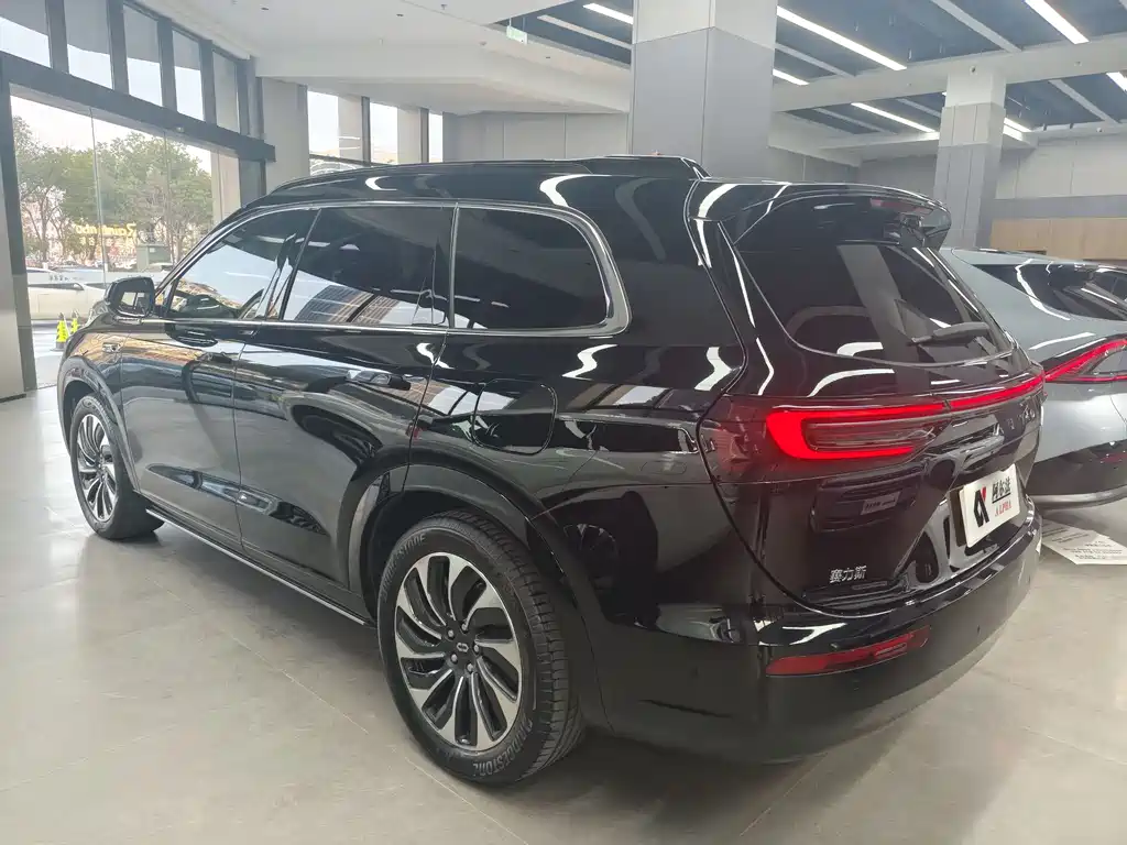AITO M7 2024 1.5T Intelligent Driving AWD Max Edition 5-Seater