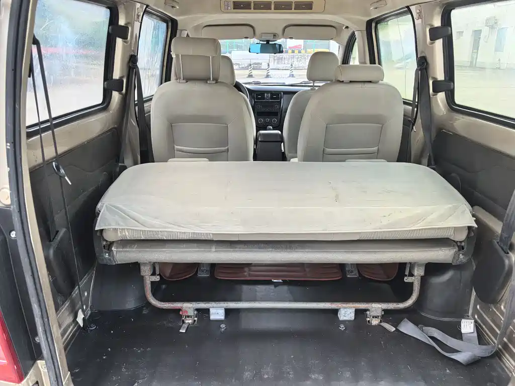 Wuling Rongguang V 2016 1.5L Standard Edition