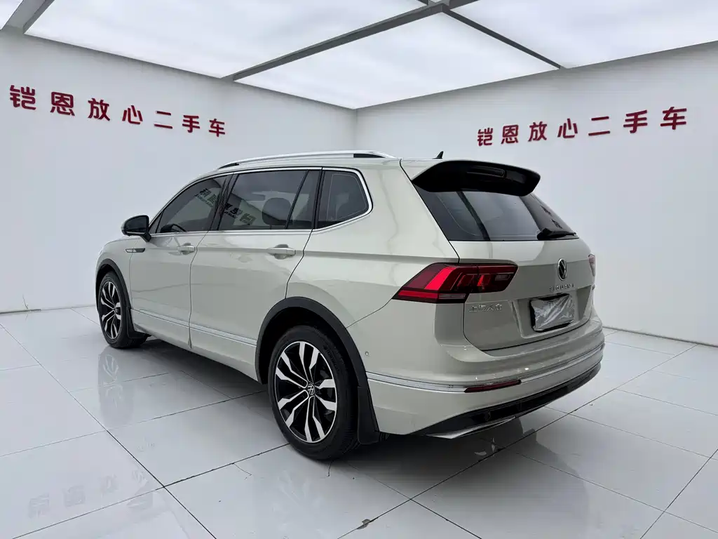 Volkswagen Tiguan L 2021 330TSI Automatic FWD R-Line Yuexiang Edition