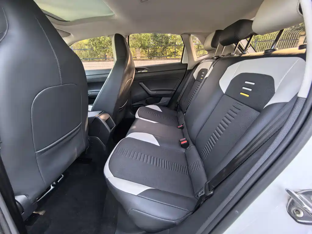 Volkswagen Polo Plus 2019 1.5L Automatic Colorful Tech Edition