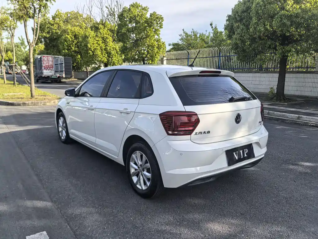 Volkswagen Polo Plus 2019 1.5L Automatic Colorful Tech Edition