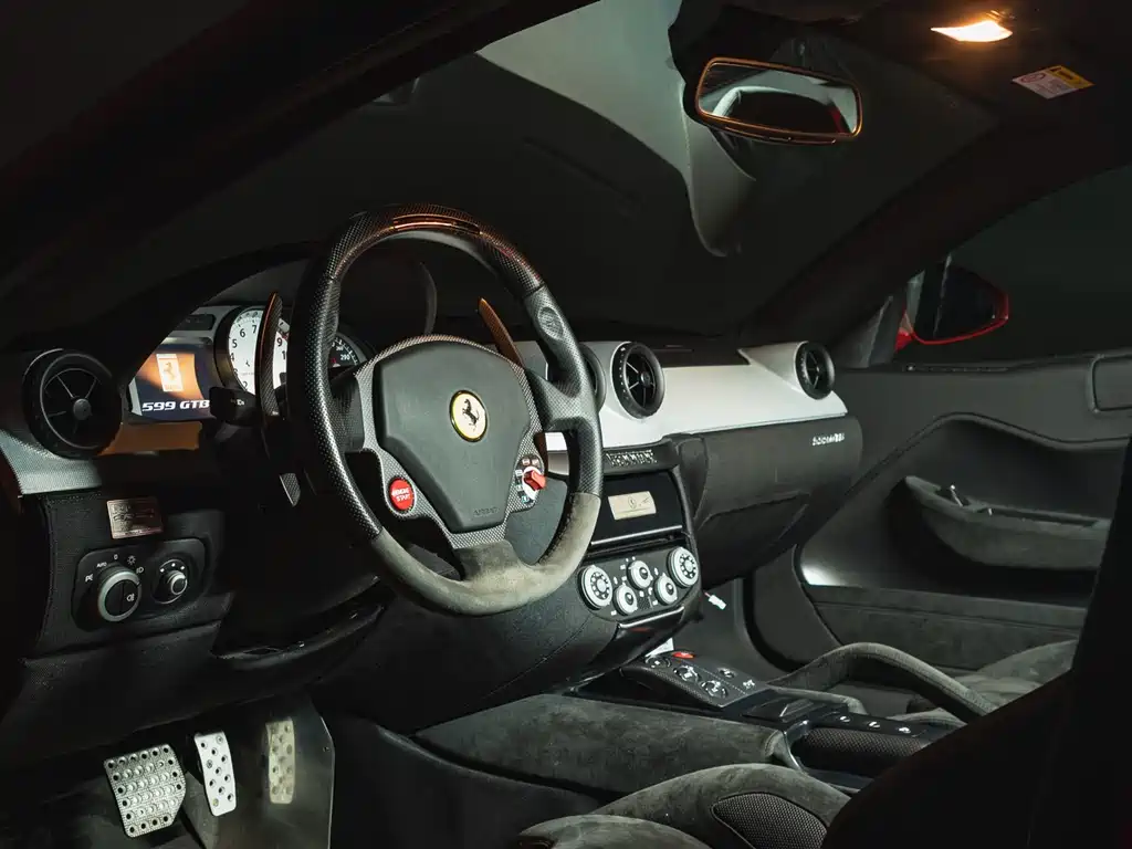 Ferrari 599 GTB Fiorano 2011 6.0L 60 F1 Alonso Final Edition