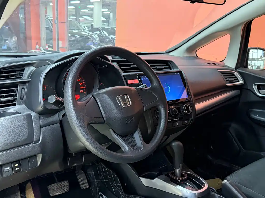 Honda Fit 2014 model 1.5L LX CVT Comfort