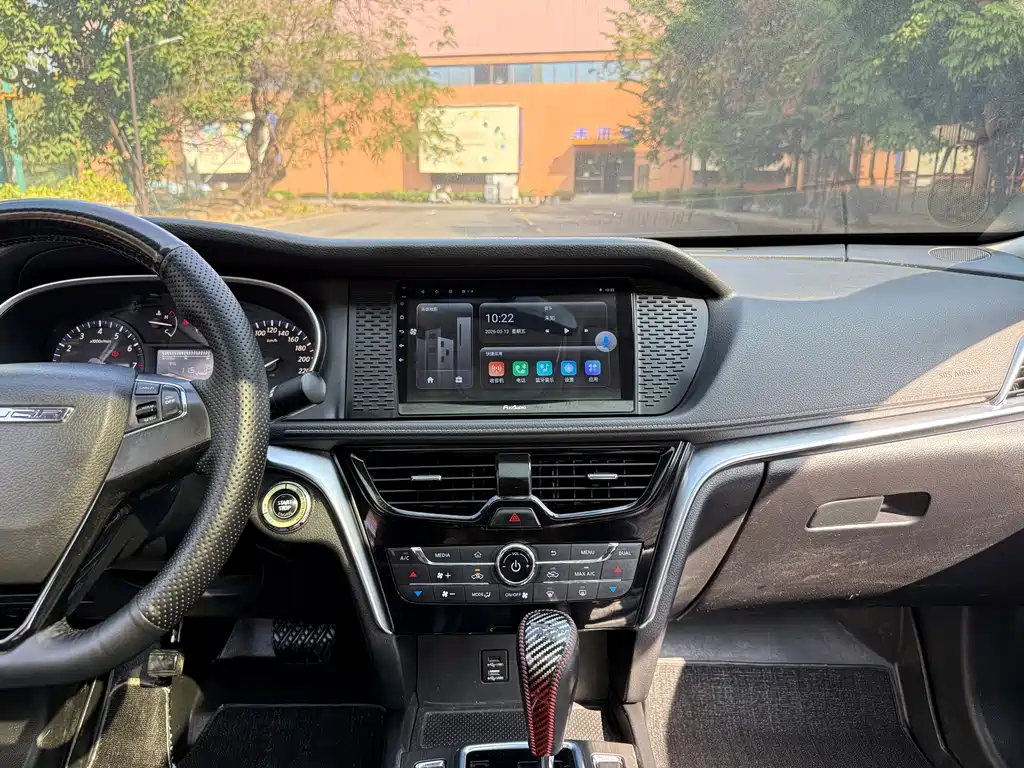 Venucia T90 2017 2.0L CVT Zhi Shang Edition