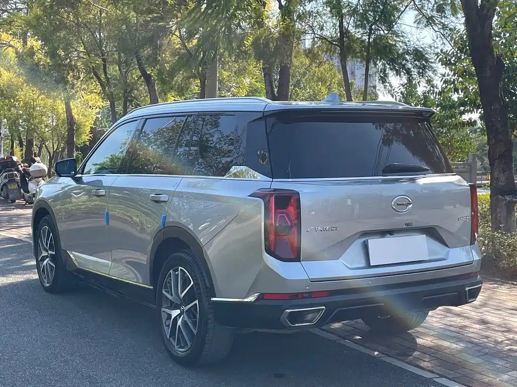 GAC Trumpchi GS8 2022 Pilot Series 2.0TGDI FWD Luxury Smart Connect Edition (7-Seater)