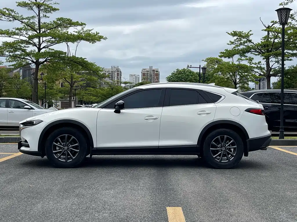 Mazda CX-4