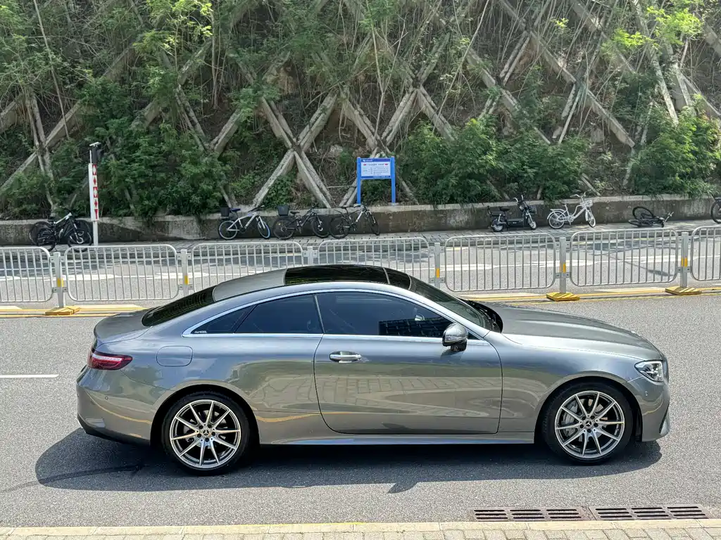 Mercedes-Benz E-Class Coupe 2023 E 260