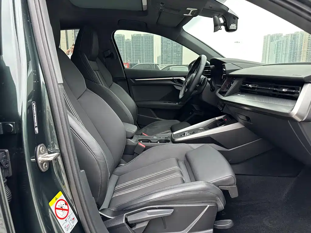 Audi A3L Limousine 35 TFSI Fashion Sport Edition 2023