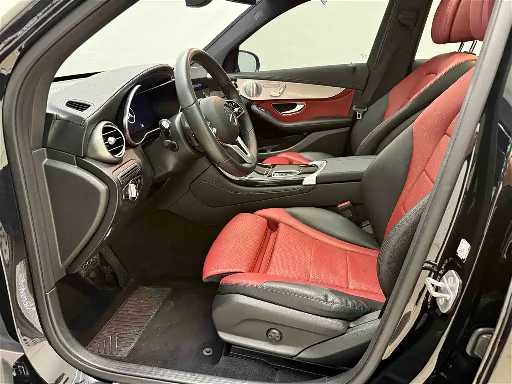 Mercedes-Benz GLC 300 L 4MATIC