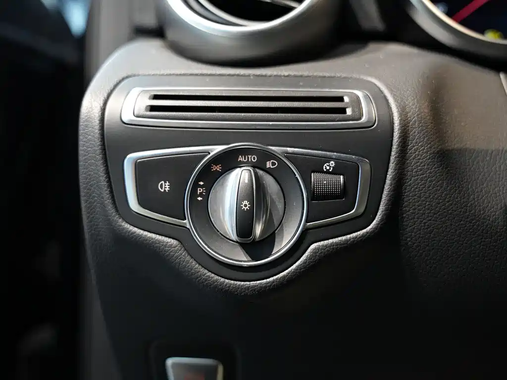 Mercedes-Benz GLC 260 L 4MATIC Luxury 2021