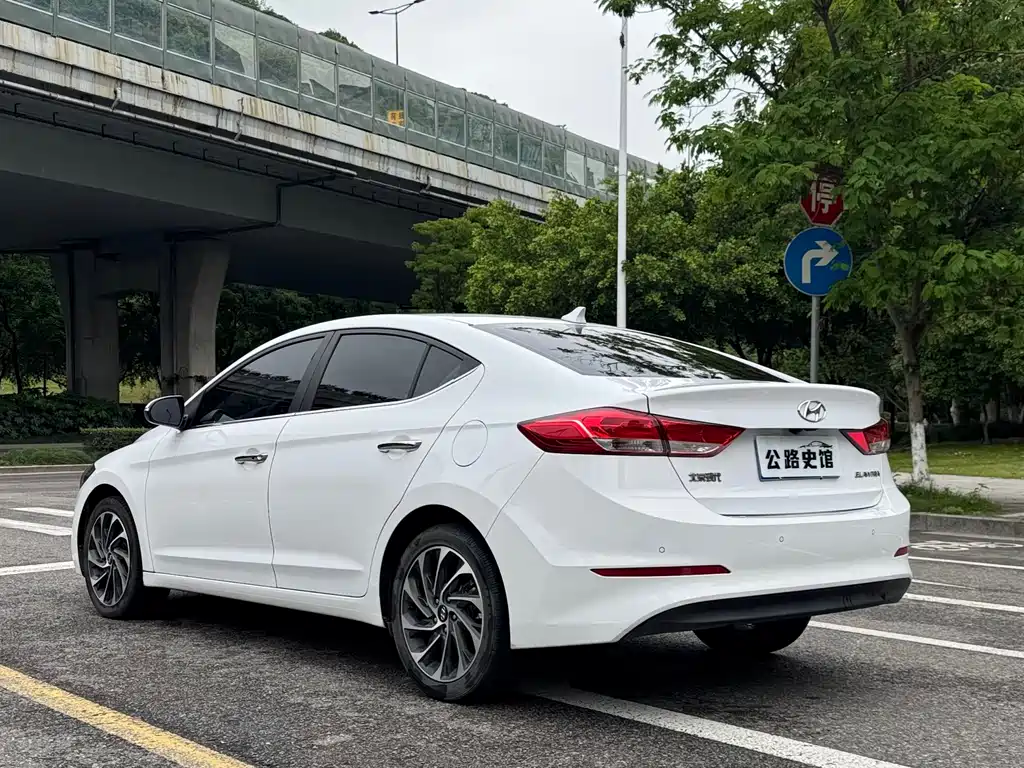 Hyundai Elantra 2020 1.5L CVT Zhixuan Elite