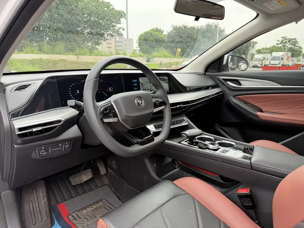 Changan Eado Plus 2021 Blue Whale NE 1.4T GDI DCT Premium Edition