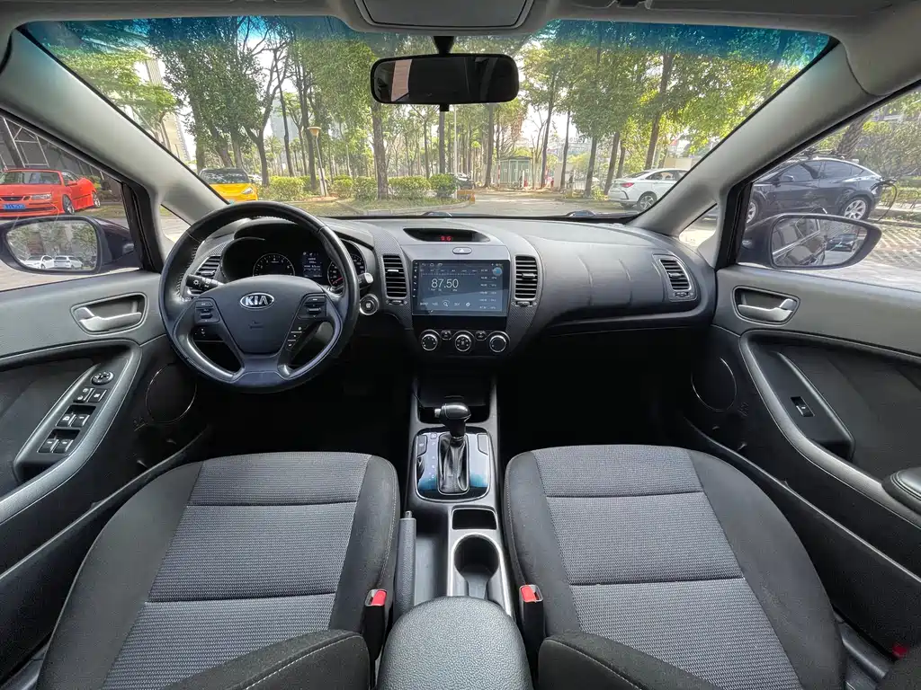 Kia K3 2016 1.6L Automatic GLS
