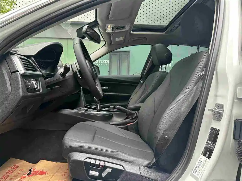 BMW 3 Series 2017 320Li Fashion Edition