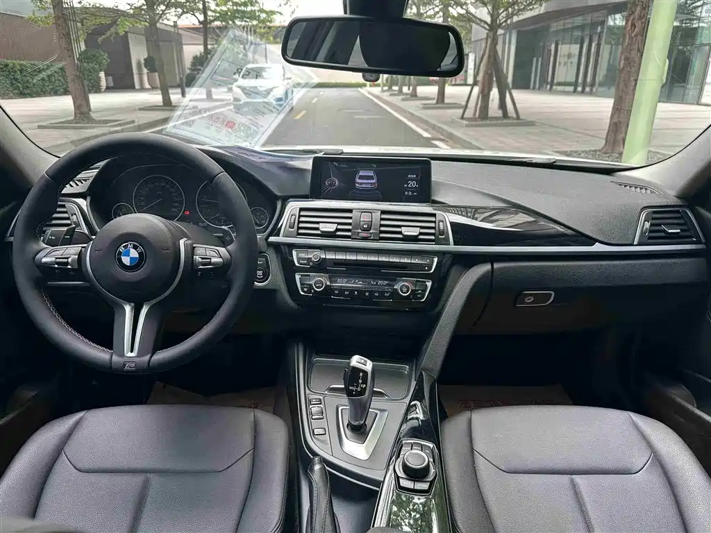 BMW 3 Series 2017 320Li Fashion Edition