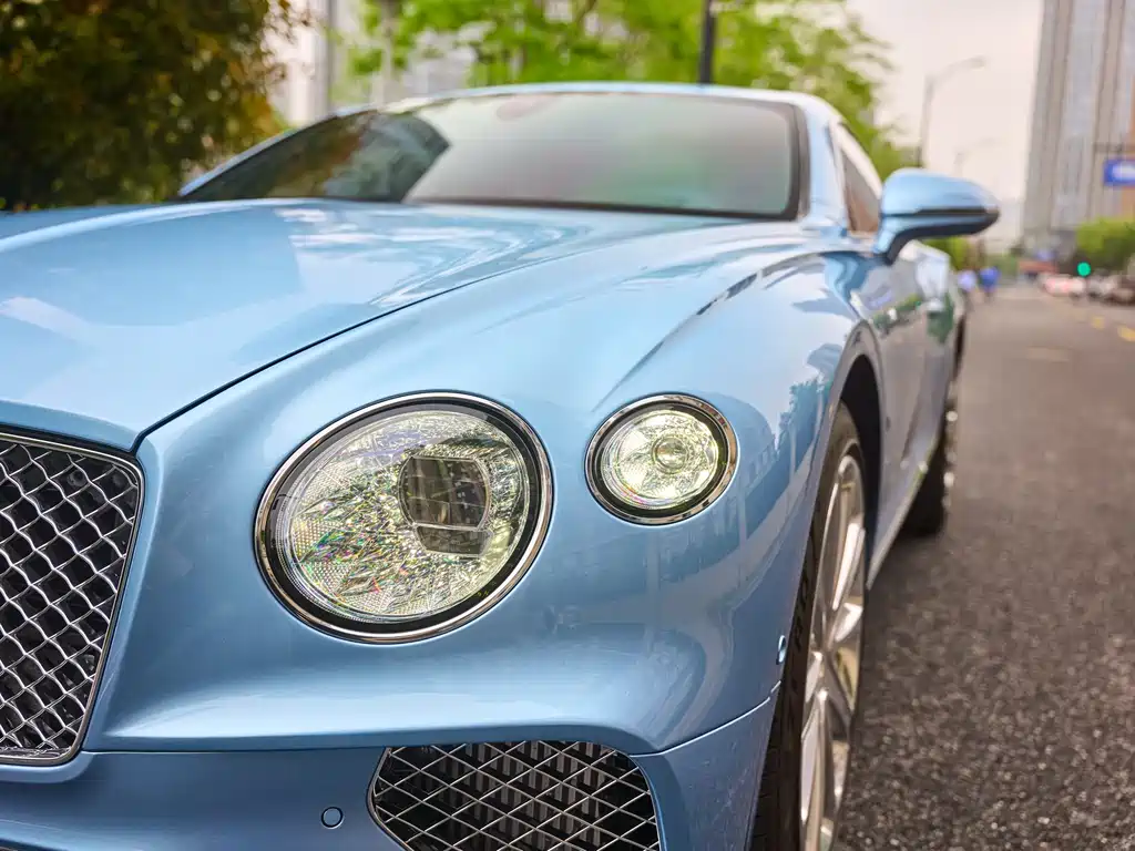 Bentley Continental GT 2022 4.0T V8