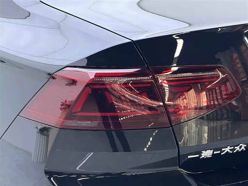 Magotan 2023 2 Million Edition 280TSI DSG Comfort