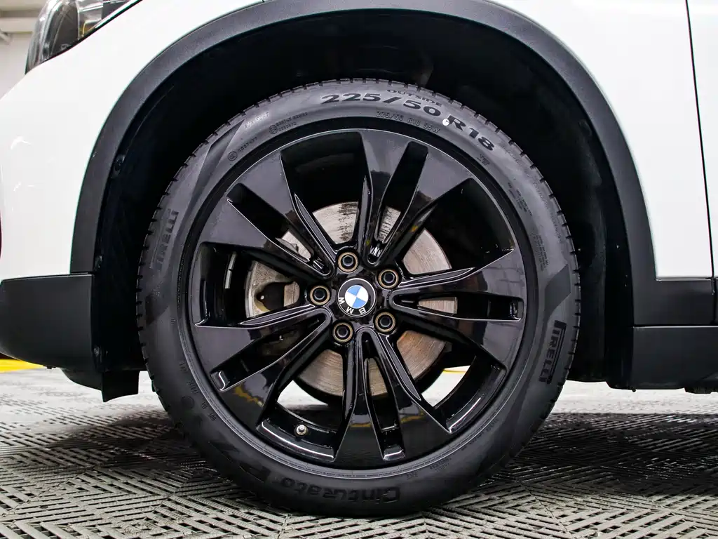 BMW X1 2022 sDrive20Li Fashion Edition