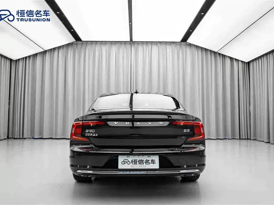 Volvo S90 2024 B5 Inscription