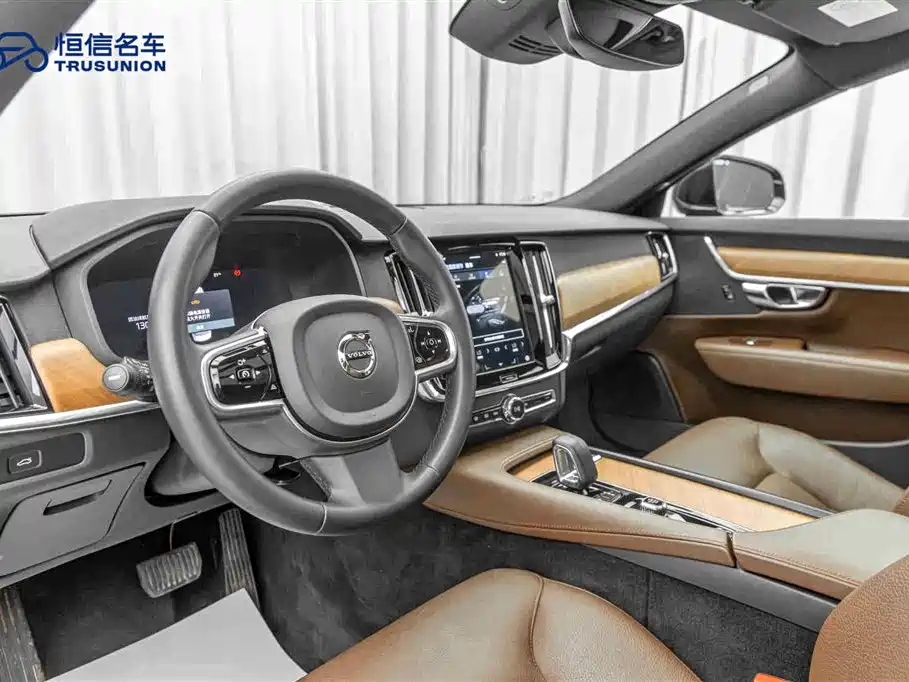 Volvo S90 2024 B5 Inscription