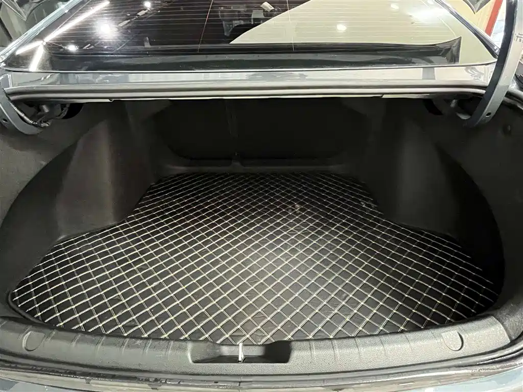 Geely Preface 2024 1.5TD Longteng Edition