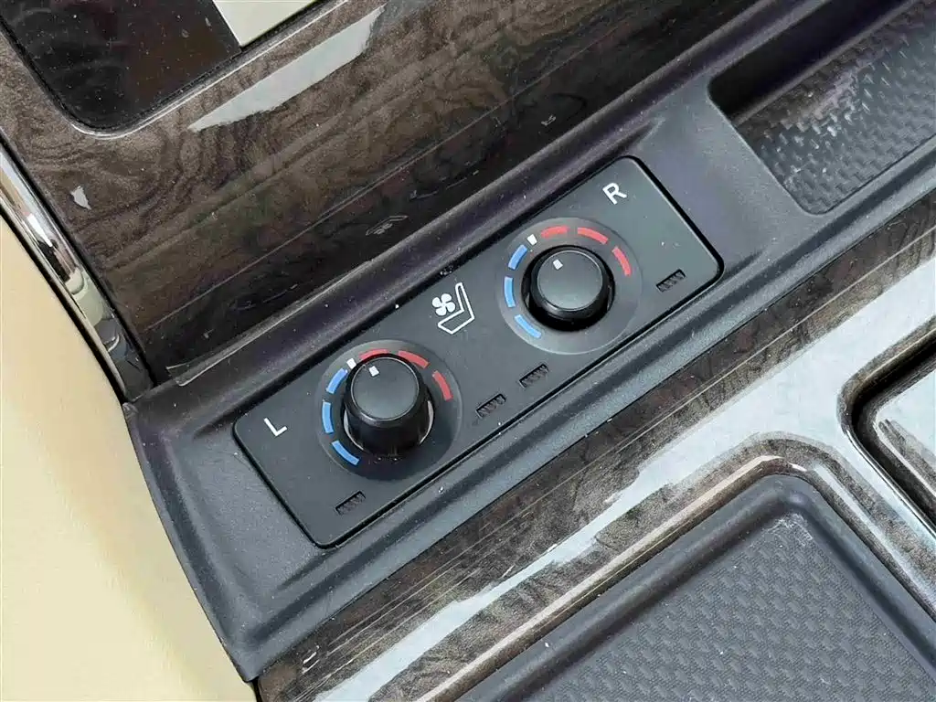 Toyota Alphard 2021 Hybrid 2.5L Premium Edition