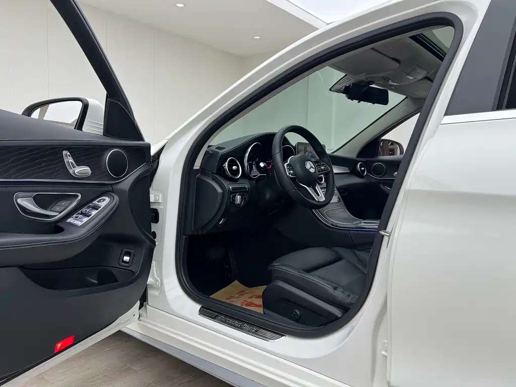 Mercedes-Benz C-Class 2019 C 180 L Fashion Sport Edition