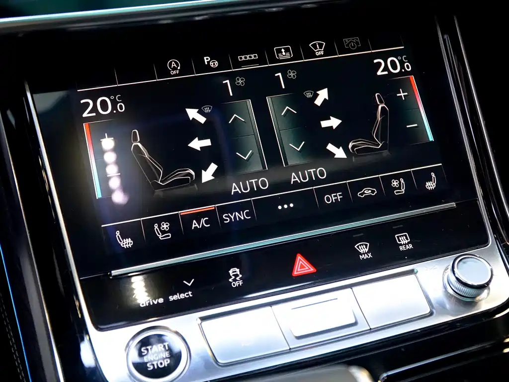 Audi A8L 2025 55 TFSI quattro Flagship