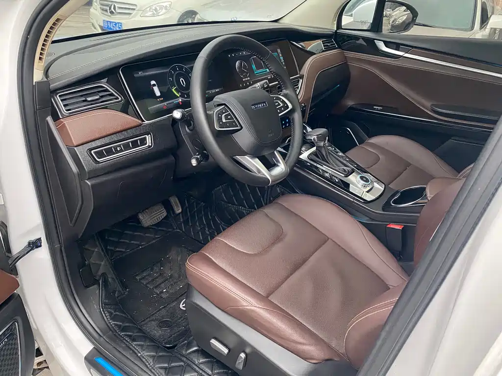 Tram S70 2018 1.5T Automatic Luxury 7-Seater