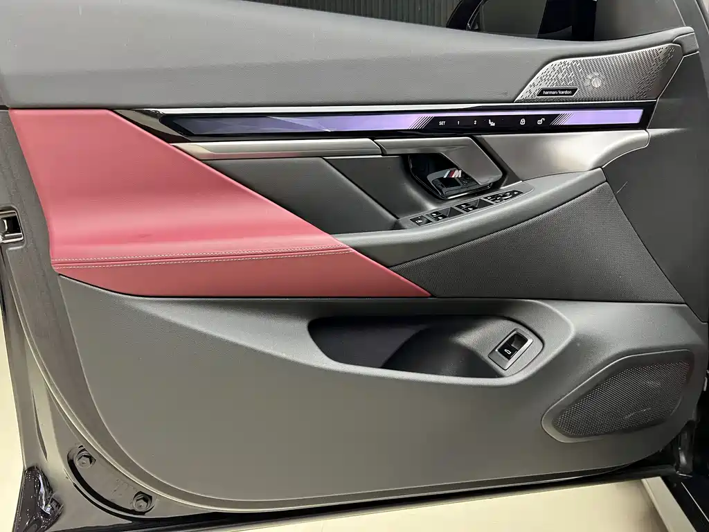BMW i5 2025 eDrive 40L M Sport Package