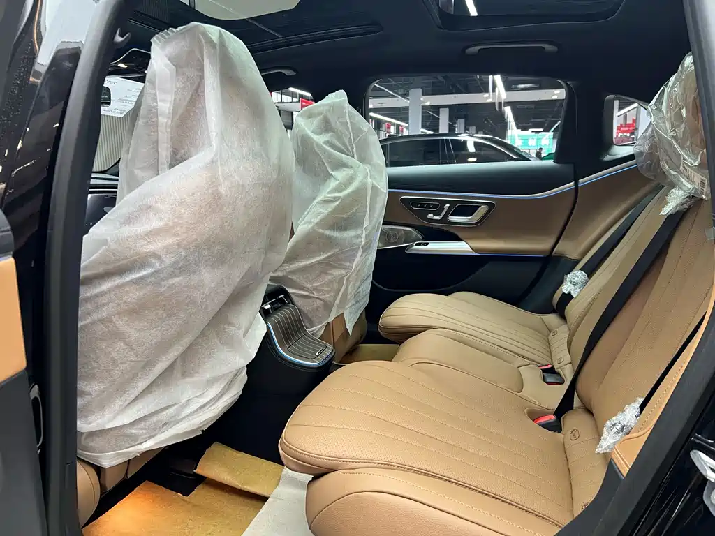 Mercedes-Benz E-Class 2026 E 300 L Luxury