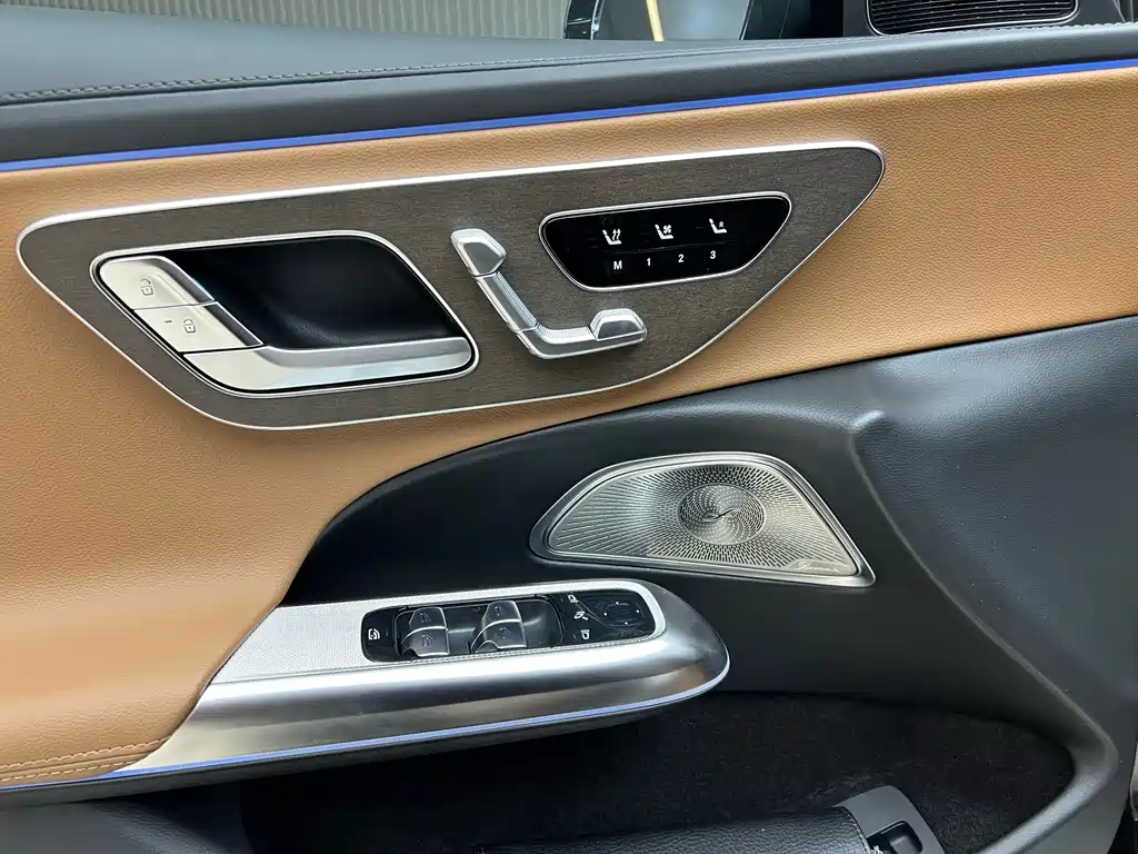 Mercedes-Benz E-Class 2026 E 300 L Luxury