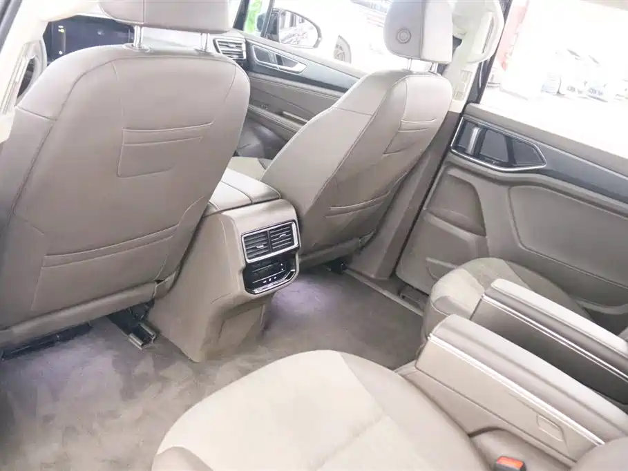 Volkswagen Viloran 2024 330TSI Business Edition