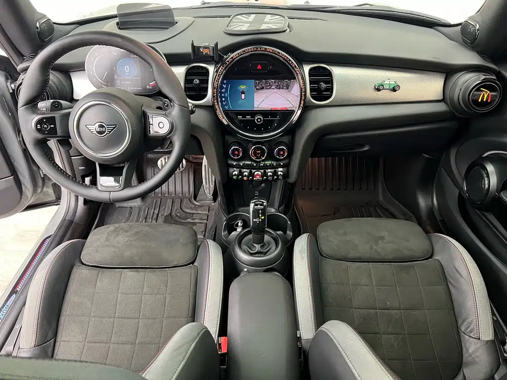 MINI John Cooper Works 2022 2.0T ALL-IN
