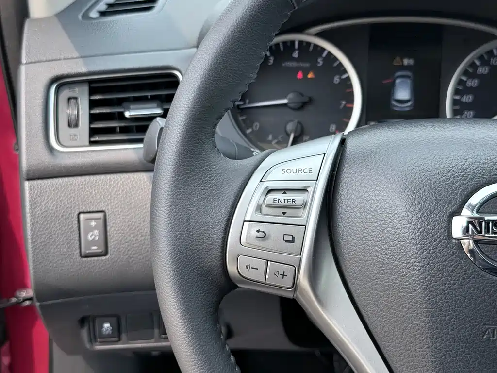Nissan Tiida 2021 1.6L CVT Smart Edition