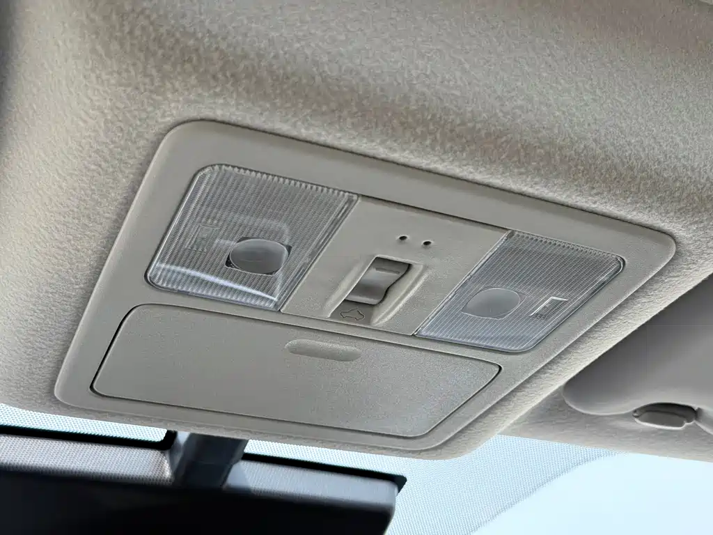 Nissan Tiida 2021 1.6L CVT Smart Edition