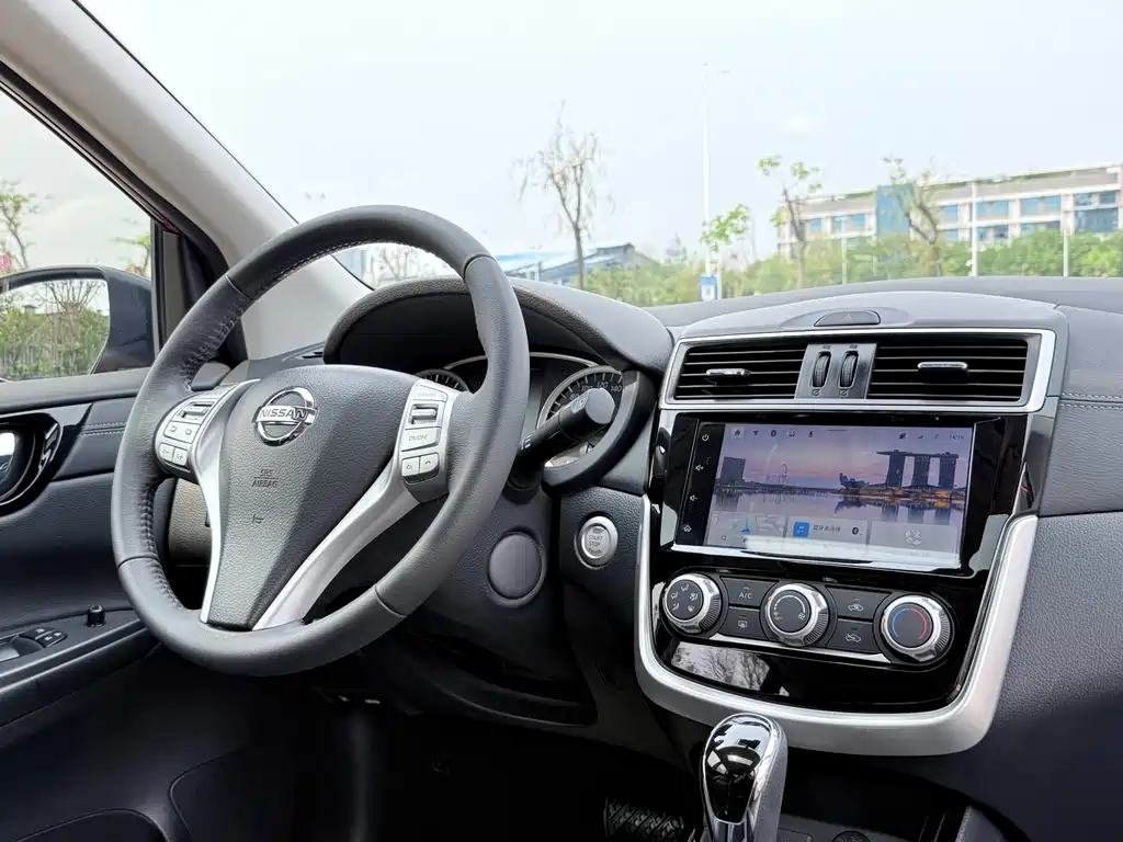 Nissan Tiida 2021 1.6L CVT Smart Edition