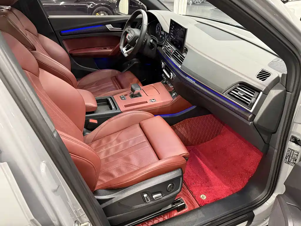 Audi Q5L 2025 40 TFSI Luxury Dynamic - фото 8