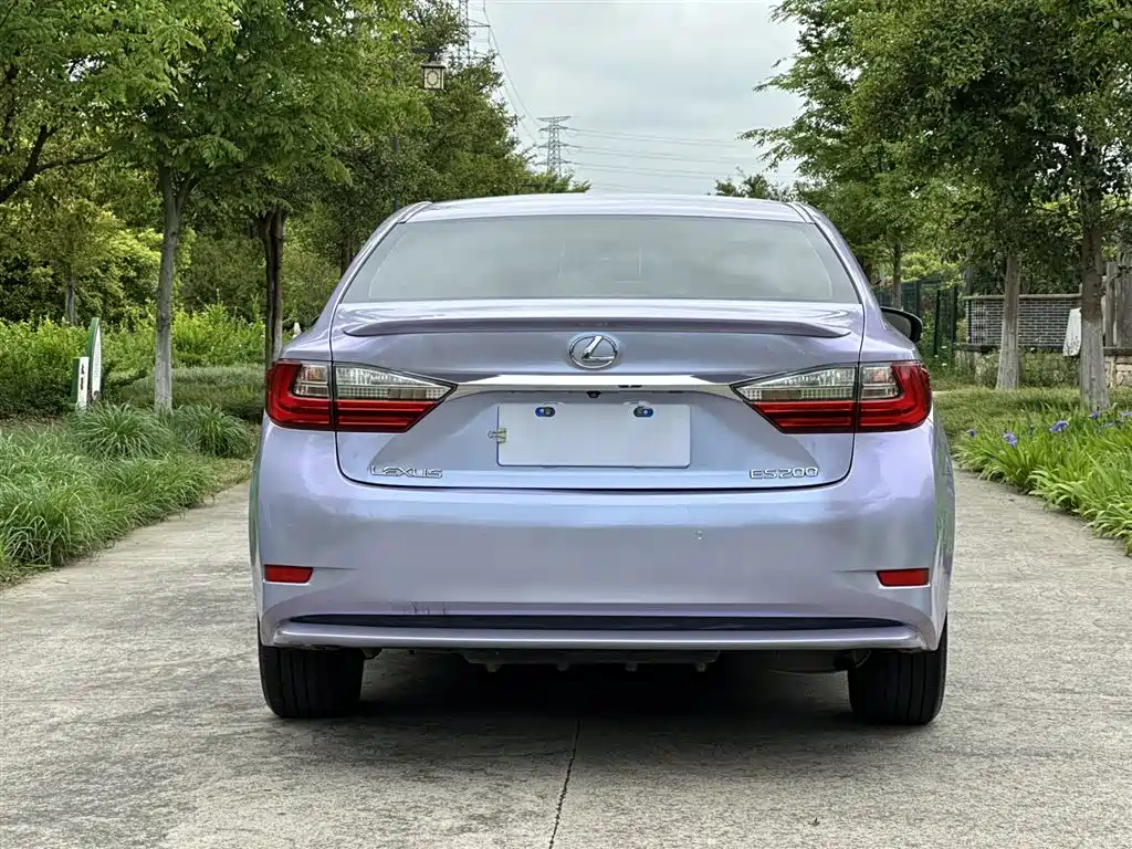 Lexus ES 2015 200 Elite Edition