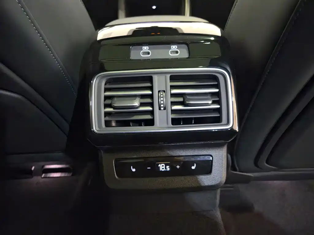 Audi Q5L 2026 2.0T Intelligent Hybrid Premium Edition