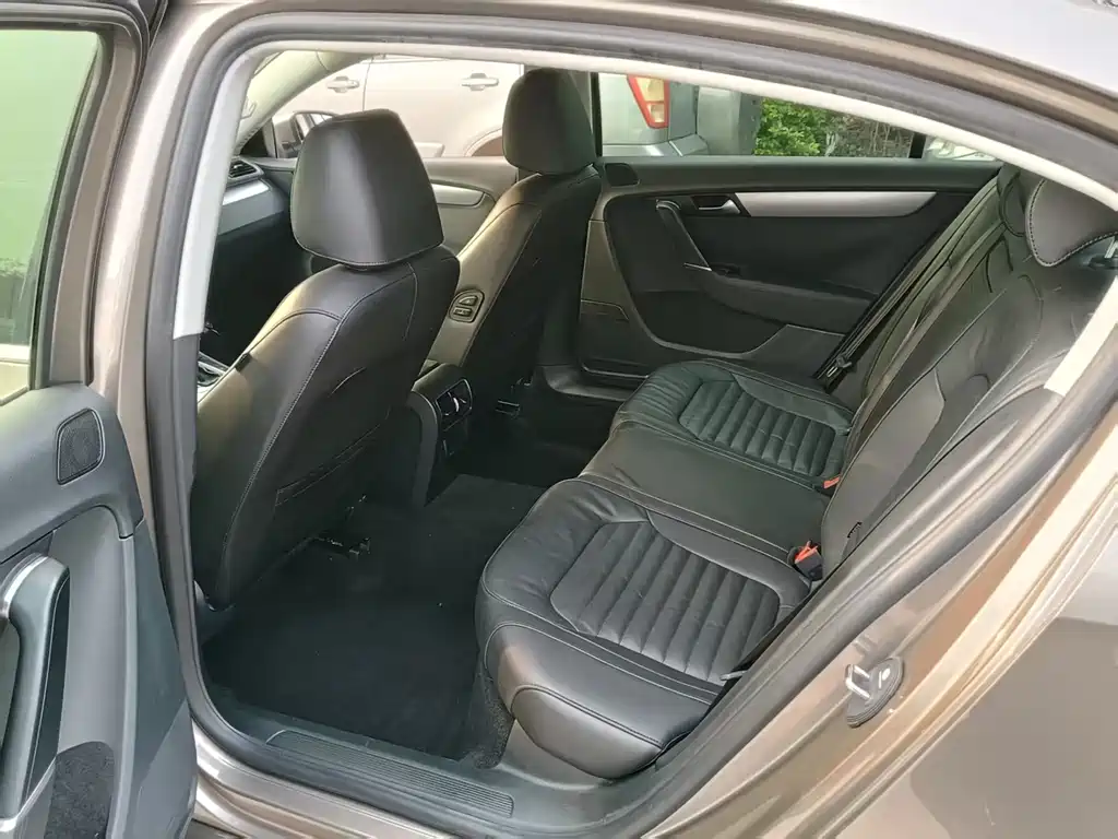 Magotan 2015 1.8TSI Leading Edition