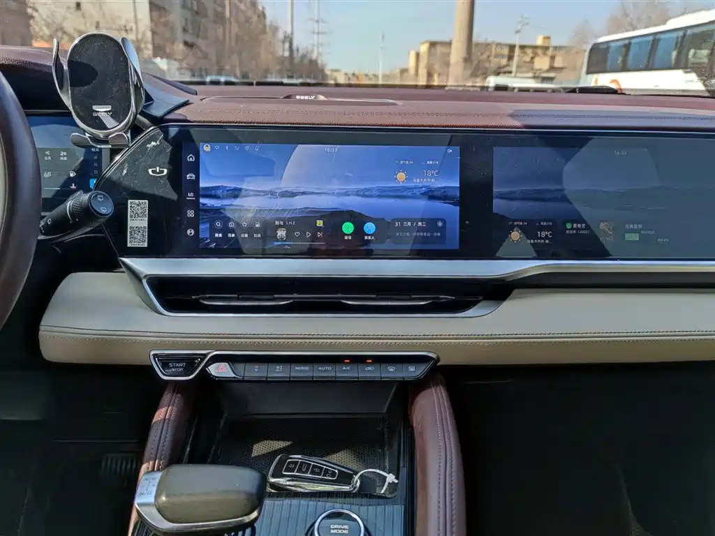 Geely Monjaro 2023 2.0TD High Power Automatic FWD Flagship Edition