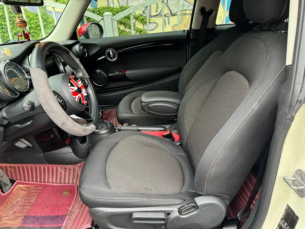 MINI 2018 1.5T ONE PLUS