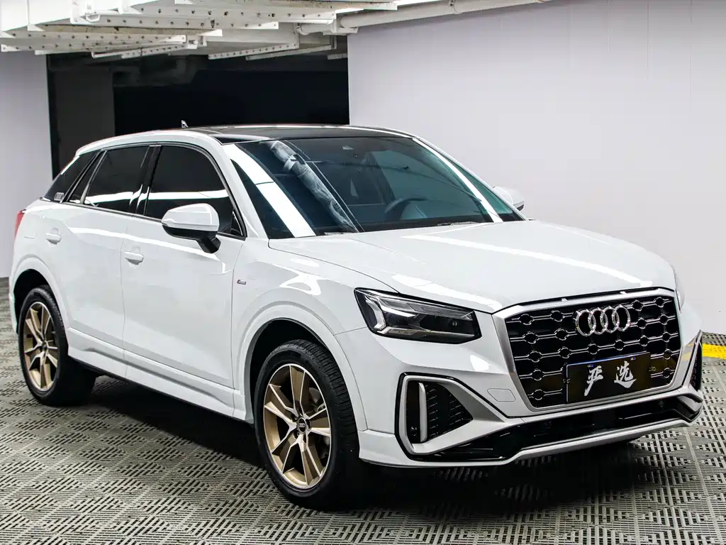 Audi Q2L 2022 35 TFSI Fashion Dynamic Edition