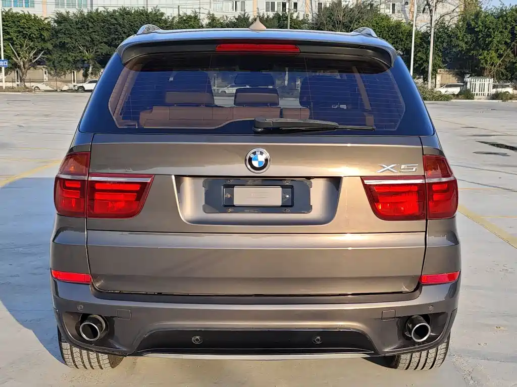 BMW X5 (Import) 2011 US Spec