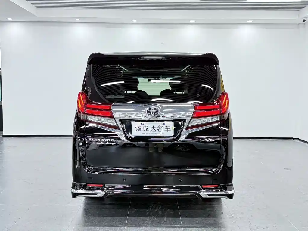 Alphard 2015 3.5L Luxury Edition