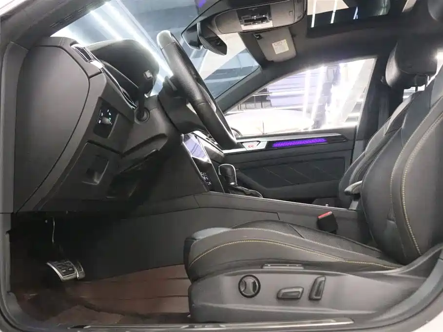 FAW-Volkswagen CC 2024 380TSI Duomu Zhongxiang Edition