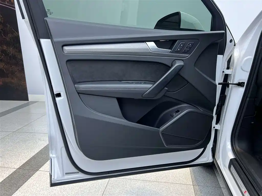 Audi Q5L Sportback 2022 40 TFSI Luxury