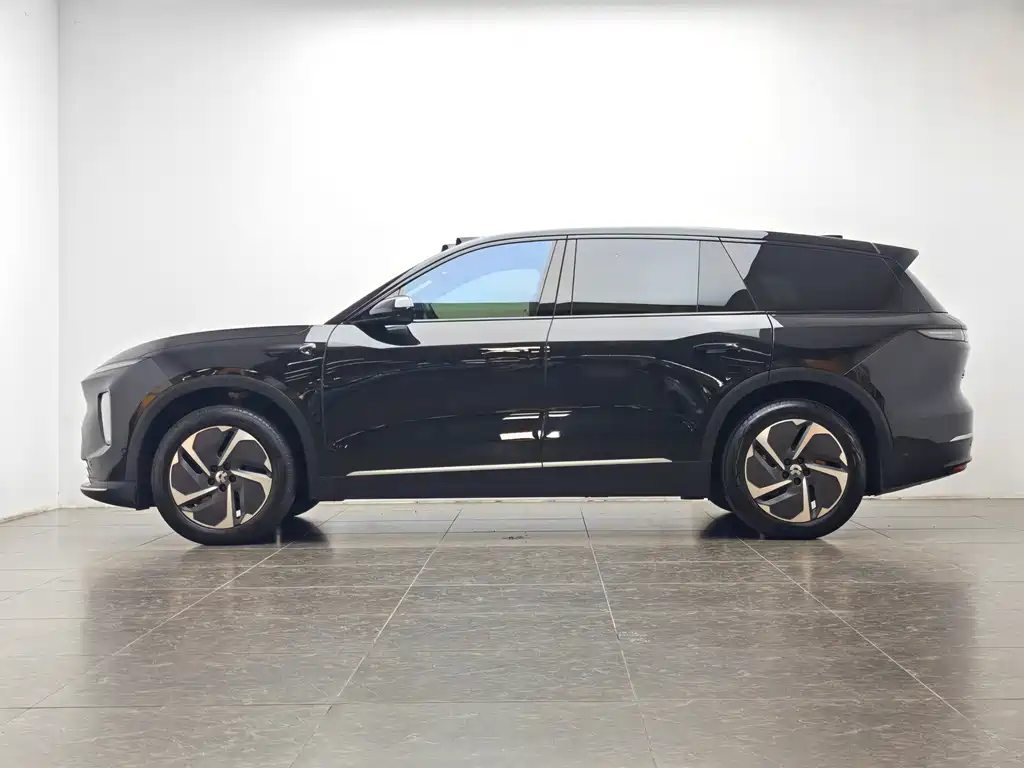 NIO ES8 2024 75kWh