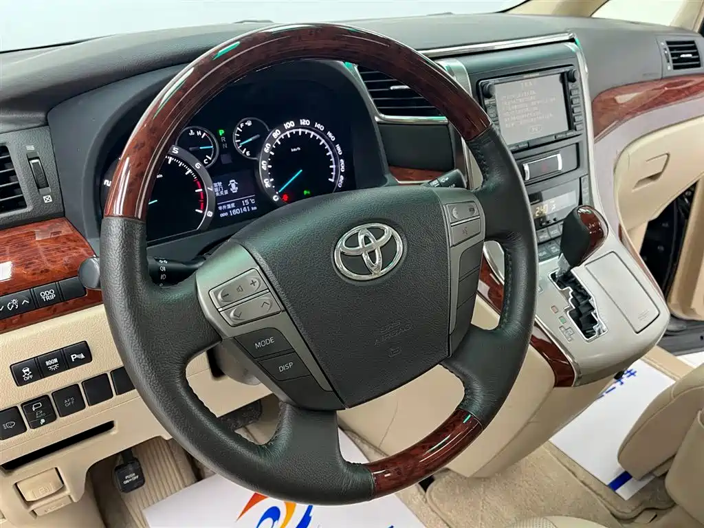 Alphard 2011 3.5L Luxury Edition